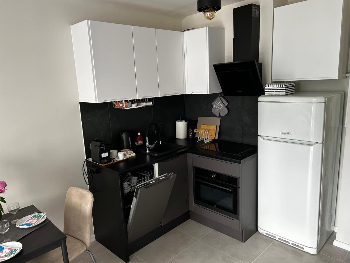 Sky Apartment Comfy Suite Pereca Varsovia Exterior foto