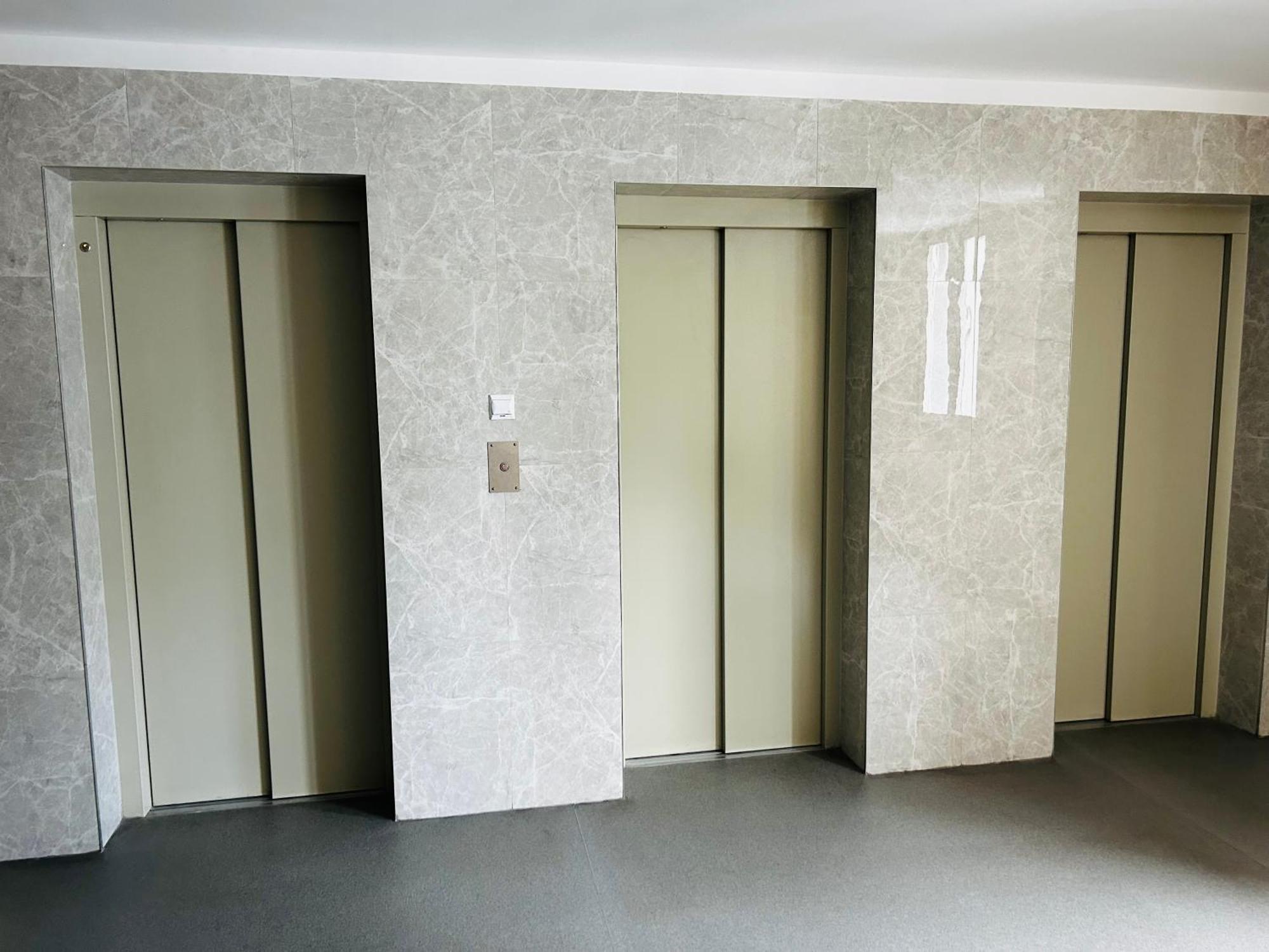 Sky Apartment Comfy Suite Pereca Varsovia Exterior foto